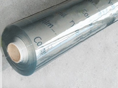 La différence entre le film PET et le film PVC